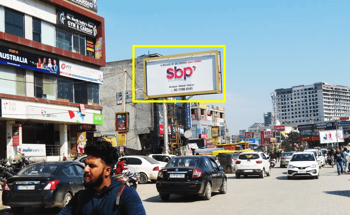 Unipole advertising at VIP ROAD J&K BANK Facing Chandigarh International Airport, Zirakpur