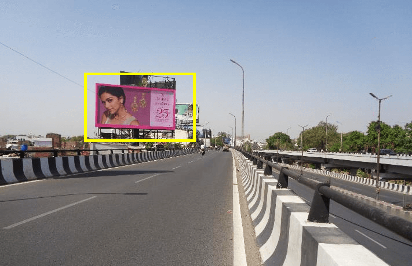 Option No.2 Hoarding at Gomti Nagar Flyover, Facing Wave Mall, Lucknow