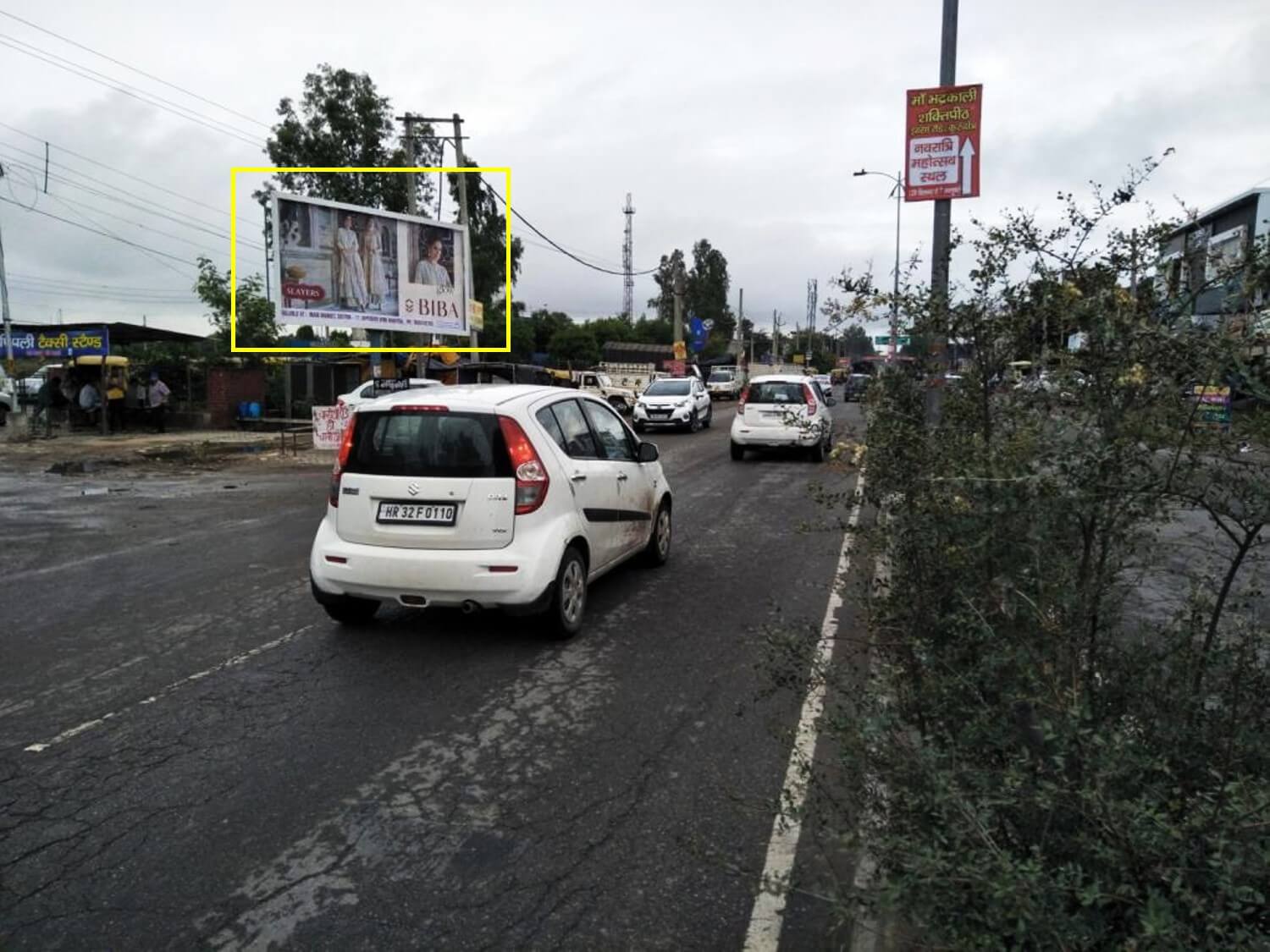 Option No.4 Unipole Advertising Near Pipli Chowk, Kurukshetra