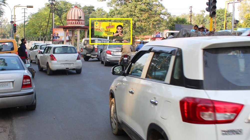 Option No.1 Outdoor Unipole at Thapar College Traffic Lights, Patiala