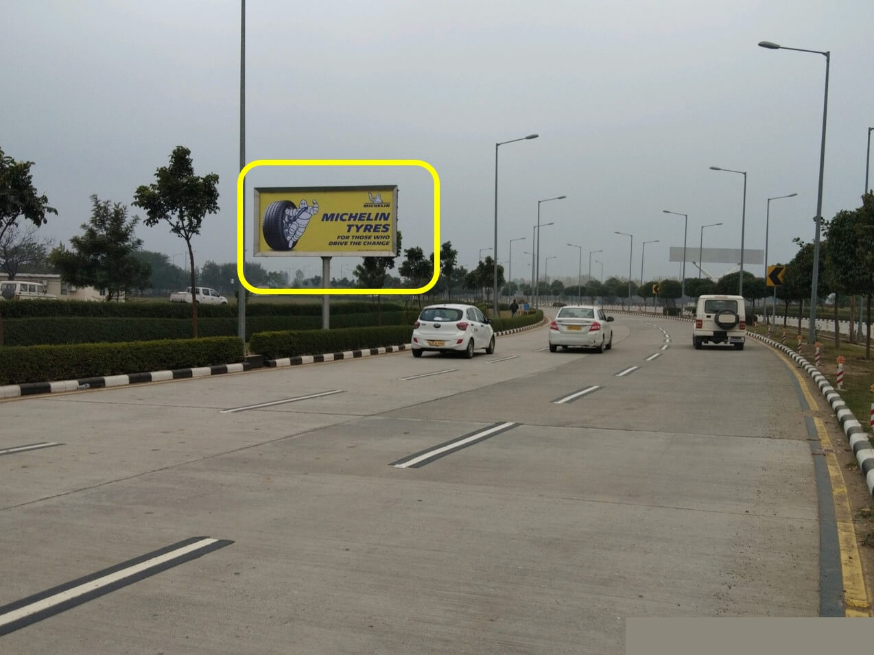 Option No.3 Outdoor Unipole Advertising at Domestic & International Arrivals Road, Chandigarh International Airport