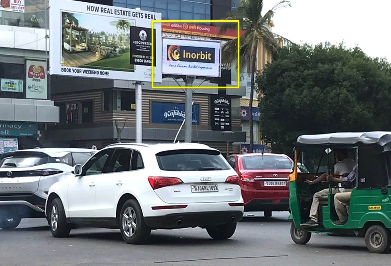 Option No.1 Outdoor Gantry Advertising at Airport Entry (Manekpar to Airport), Vadodara, Gujarat