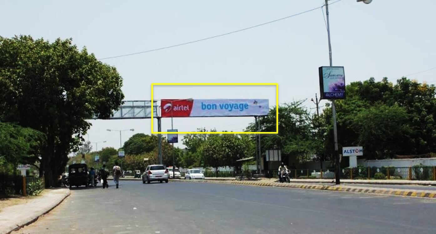 Option No.1 Outdoor Gantry Advertising at Airport Entry (Manekpar to Airport), Vadodara, Gujarat