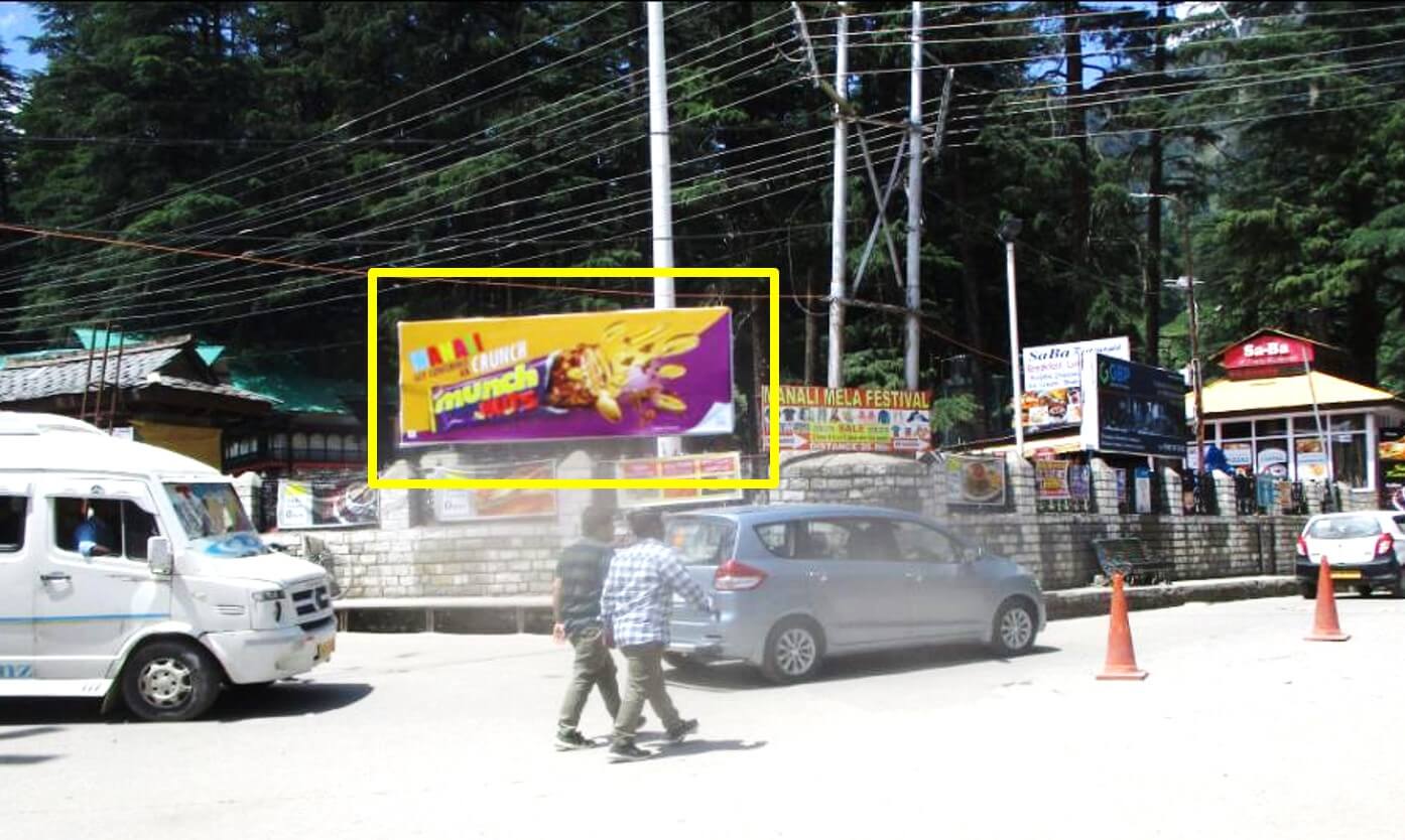 Option No.1 Hoarding Advertising at Mall Road, Manali