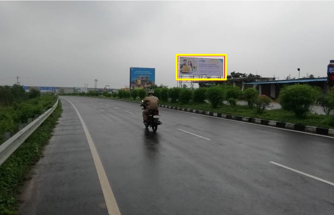 Outdoor Hoarding Branding at Pipili Bypass Facing Puri