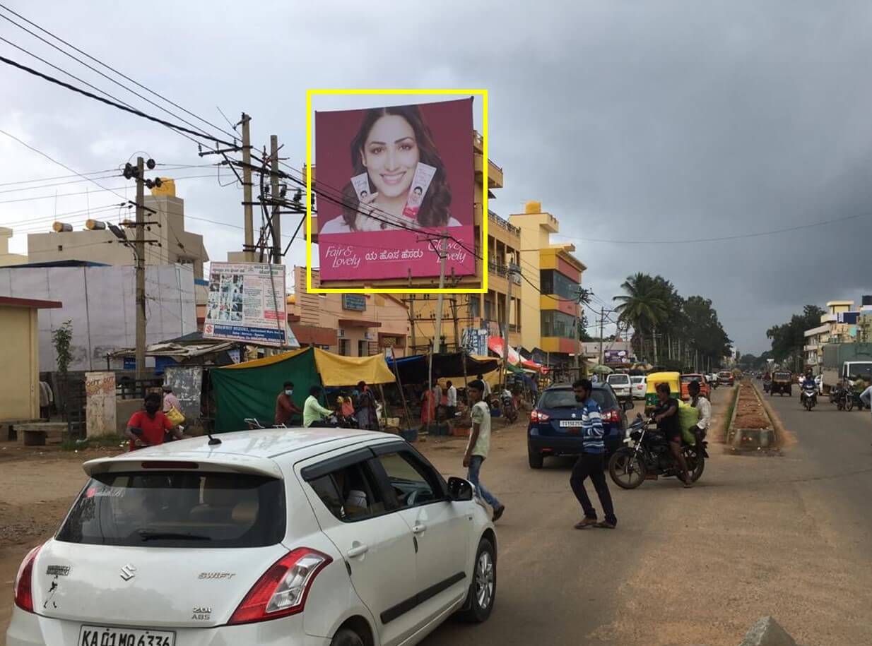 Outdoor Hoarding Branding at Market FTT Bus Stand, Chikkaballapur