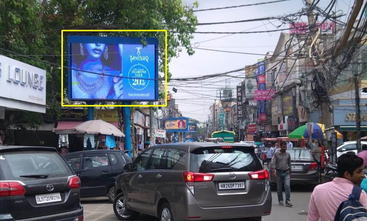 Led Screen Advertising At Rajouri Garden Main Market, Delhi