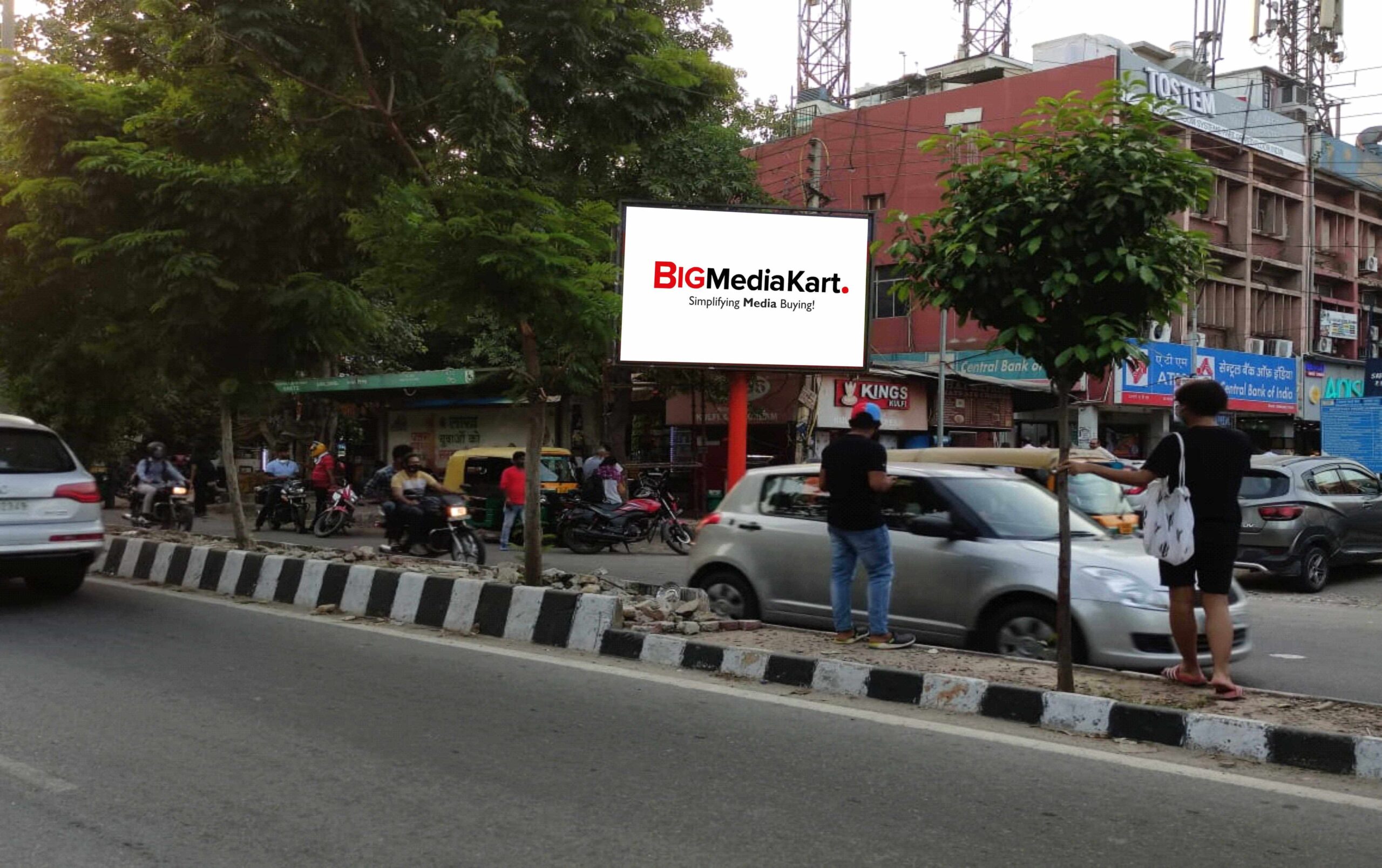 Led Screen Advertising At Safdarjung Enclave Market, Delhi