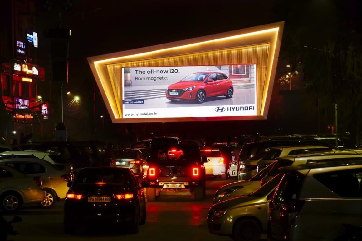 Outdoor Supernova Screen Advertising In Sarabha Nagar, Kipps Market