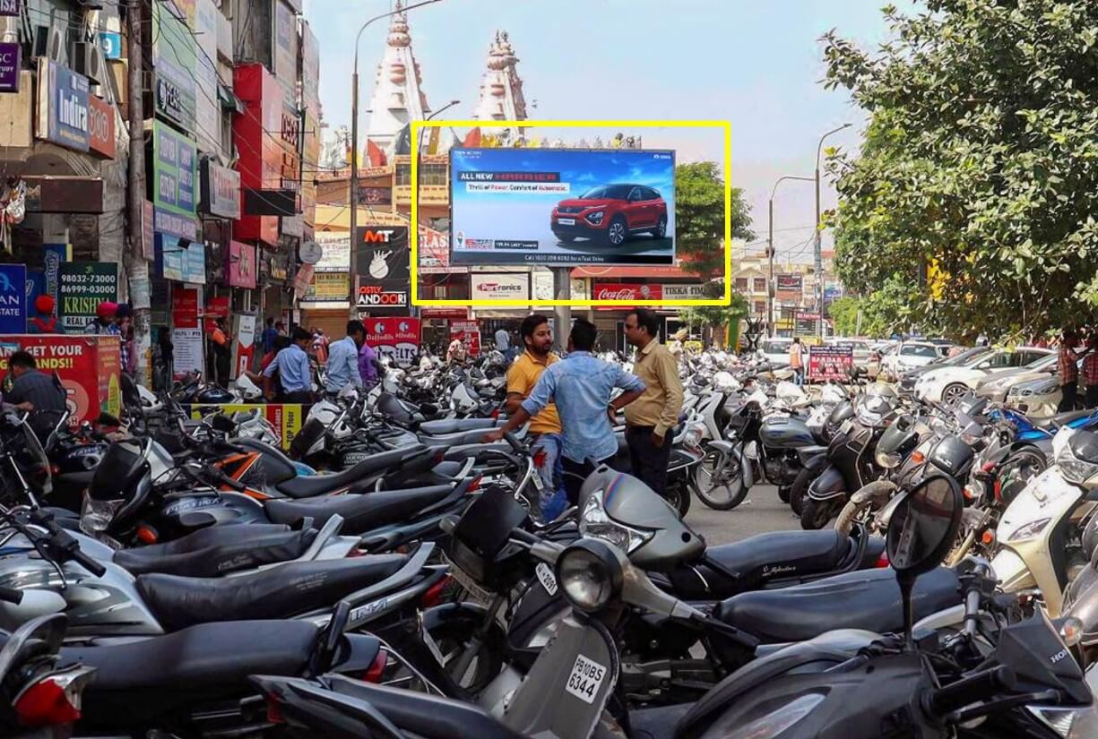 Digital LED Screen Advertising In Shastri Nagar Market, Ludhiana